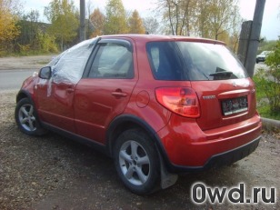 Битый автомобиль Suzuki SX4