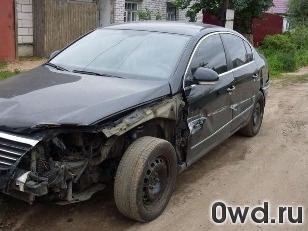 Битый автомобиль Volkswagen Passat