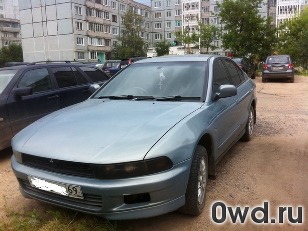 Битый автомобиль Mitsubishi Galant