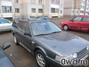 Битый автомобиль Mazda 626