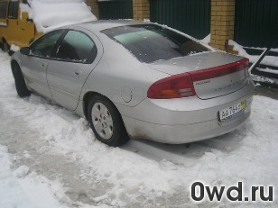 Битый автомобиль Dodge Intrepid