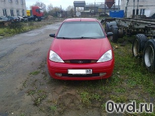 Битый автомобиль Ford Focus