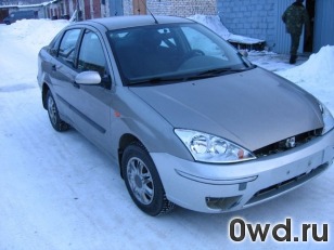 Битый автомобиль Ford Focus