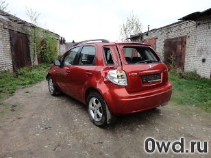 Битый автомобиль Suzuki SX4