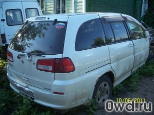 Битый автомобиль Nissan Liberty